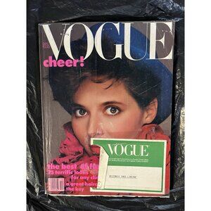 Vogue Magazine VTG Issue - December, 1983 w/ Isabella Rossellini, Style U.S.A.